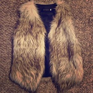 Fur vest